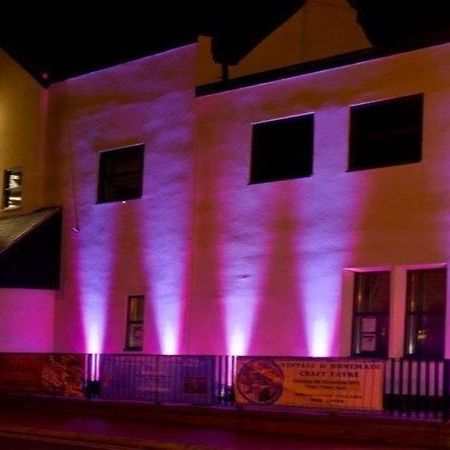 The R Inn Hotel Desborough Экстерьер фото