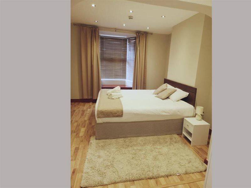 The R Inn Hotel Desborough Экстерьер фото