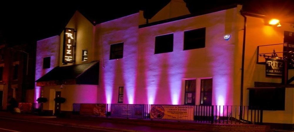 The R Inn Hotel Desborough Экстерьер фото